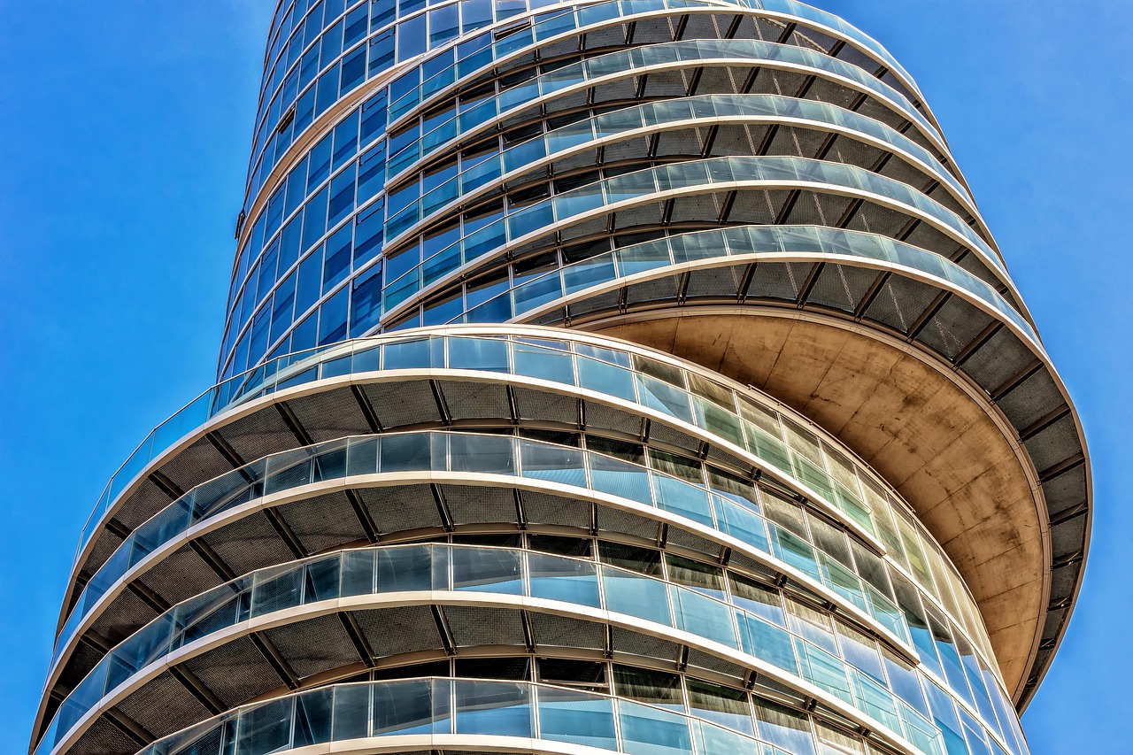 Access Control and Emergency Access: Ensuring Safety and Rapid Response for HOAs and Gated Communities